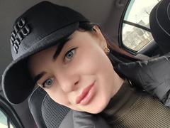 WildBerryMuse-hot - female with black hair webcam at xLoveCam