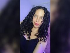 WildSelena69 - female with brown hair webcam at xLoveCam