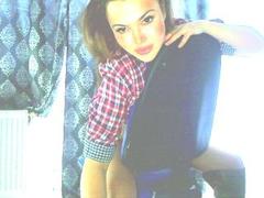 WildWhisper - female with brown hair and  big tits webcam at xLoveCam