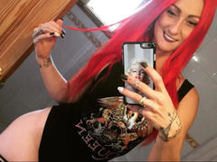 Wild-Vanilla-hot - female with red hair webcam at xLoveCam