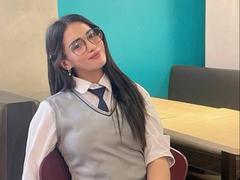 WildnxtDoor - shemale with black hair and  big tits webcam at xLoveCam