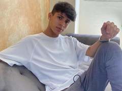 WillStarr - male webcam at xLoveCam
