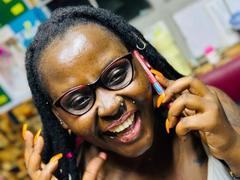WillaSara - female with black hair and  big tits webcam at xLoveCam