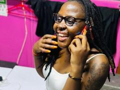 WillaSara - female with black hair and  big tits webcam at xLoveCam