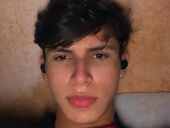 Willstarx - male webcam at xLoveCam