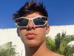 Willstarx from xLoveCam