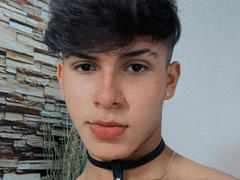 Willstarx - male webcam at xLoveCam