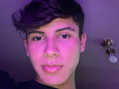 Willstarx - male webcam at xLoveCam