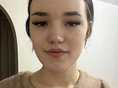 WinifredKortright from xLoveCam