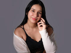 WinniBerthTaylor - female with brown hair and  big tits webcam at xLoveCam