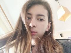 WollyMolly - female webcam at xLoveCam