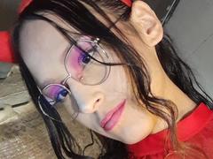 WorthyOfBdsm from xLoveCam