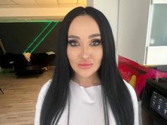 XandraRaven - female with black hair and  big tits webcam at xLoveCam