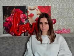 Xandria from xLoveCam