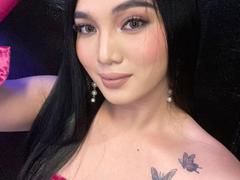 XCompassionateLoveX - shemale with black hair webcam at xLoveCam
