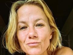 xcYola-hot from xLoveCam