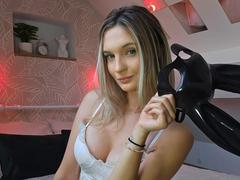 XevaZolia from xLoveCam