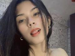XHellyMariaX - shemale webcam at xLoveCam