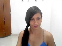 XtremDesire - female with brown hair webcam at xLoveCam