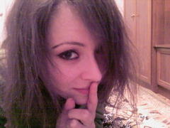 Xxandra - female with brown hair and  small tits webcam at xLoveCam