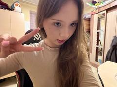 JeanninePaup - female with brown hair webcam at LiveJasmin