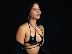 YanNyan - female with black hair and  small tits webcam at xLoveCam
