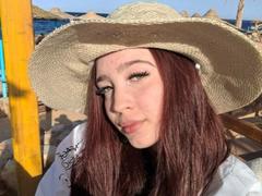 YangDariano - female webcam at xLoveCam