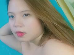 YannaDirtyOne from xLoveCam
