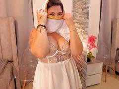 YaraSajar - female with black hair and  big tits webcam at xLoveCam