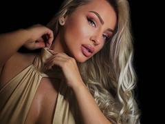 EliseRosen - blond female with  big tits webcam at xLoveCam