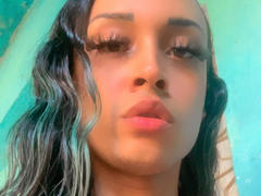 YasminMayers - shemale webcam at xLoveCam