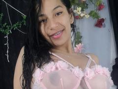 YasmineTapias - female webcam at xLoveCam