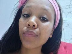 YellowBonePutty - female webcam at xLoveCam