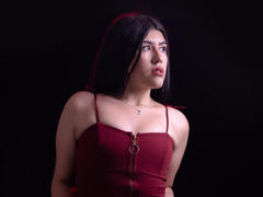 YellowHot - female webcam at xLoveCam