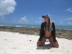 YessiJaymes - female with black hair and  big tits webcam at xLoveCam