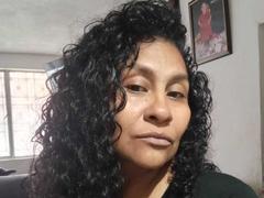 YessyForx - female with brown hair webcam at xLoveCam