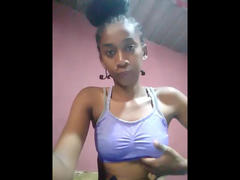 Yhasmina - female webcam at xLoveCam