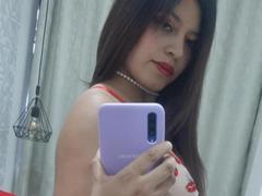 YinelaOslenX - female with black hair and  big tits webcam at xLoveCam