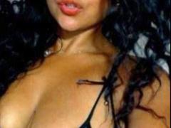 YiyaHot69 - female webcam at xLoveCam