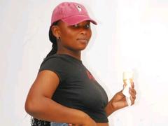 YolandeLillie from xLoveCam