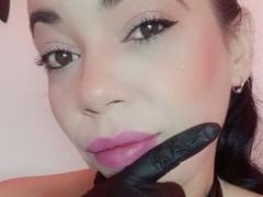 Yolitt - female with black hair and  big tits webcam at xLoveCam