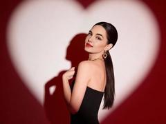 YolondaWalzier - female webcam at xLoveCam