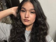 YoulandaCarlough - female webcam at xLoveCam