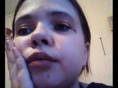 YourAngelRena from xLoveCam