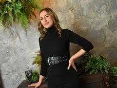 YourLighte - female webcam at xLoveCam