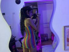 LilyCastle - female with brown hair webcam at LiveJasmin