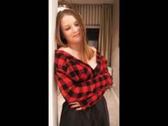 youngLISA-hot - blond female webcam at xLoveCam