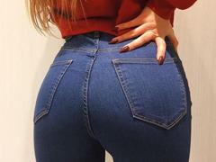 YummPie from xLoveCam