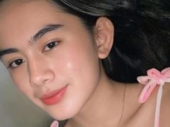 YurieFresh - shemale webcam at xLoveCam