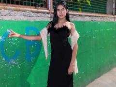 YurieFresh - shemale webcam at xLoveCam